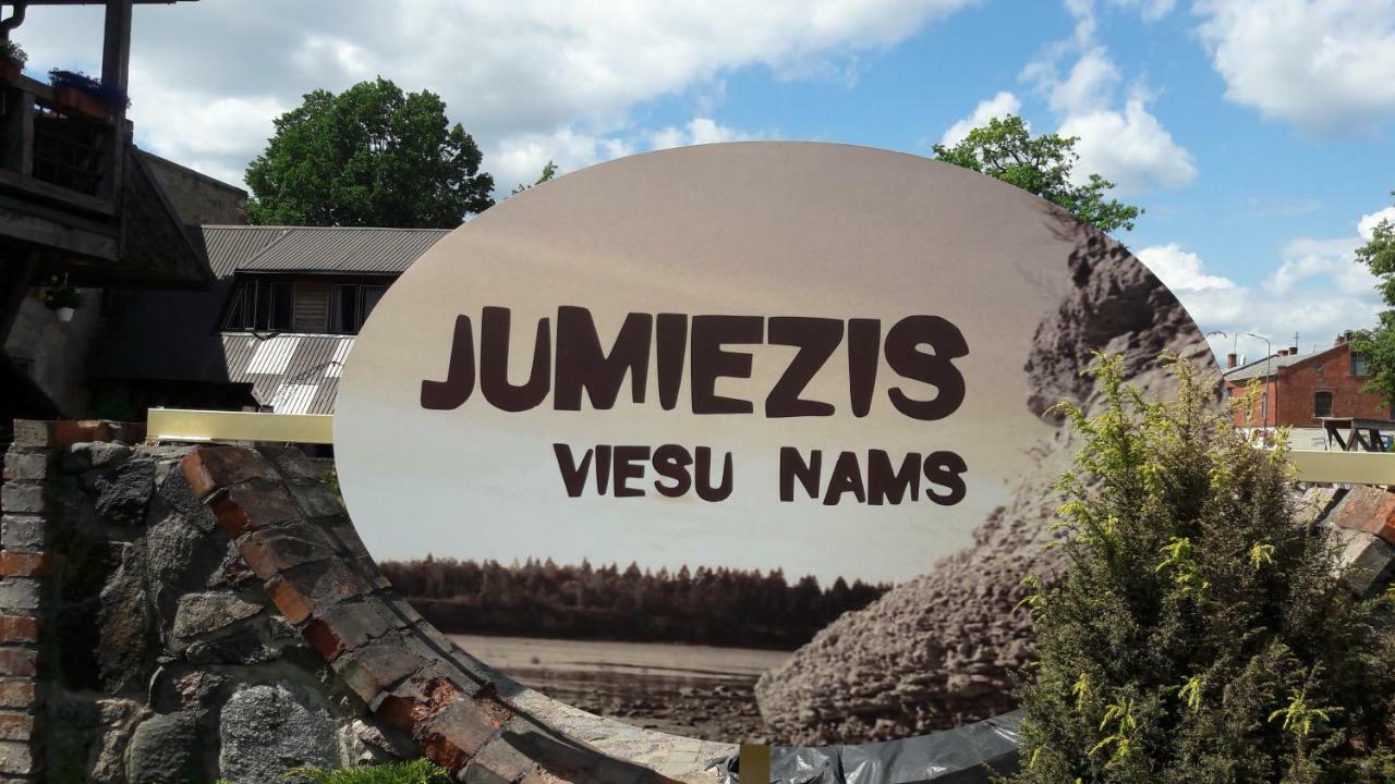 Guest House Jumiezis Pļaviņas Bagian luar foto